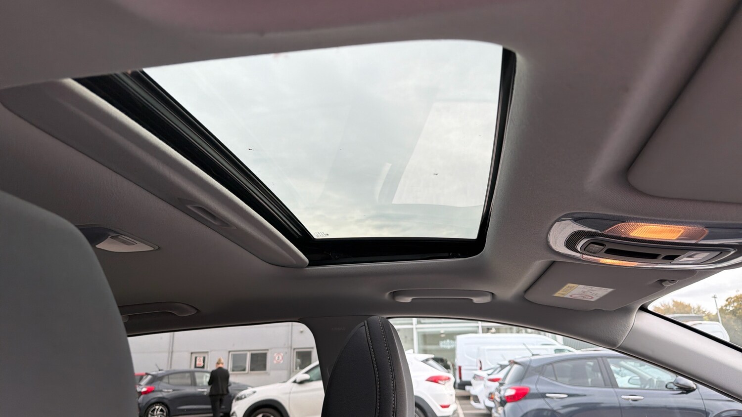Used Hyundai BAYON 2024 for sale - 76078017: Photo 43