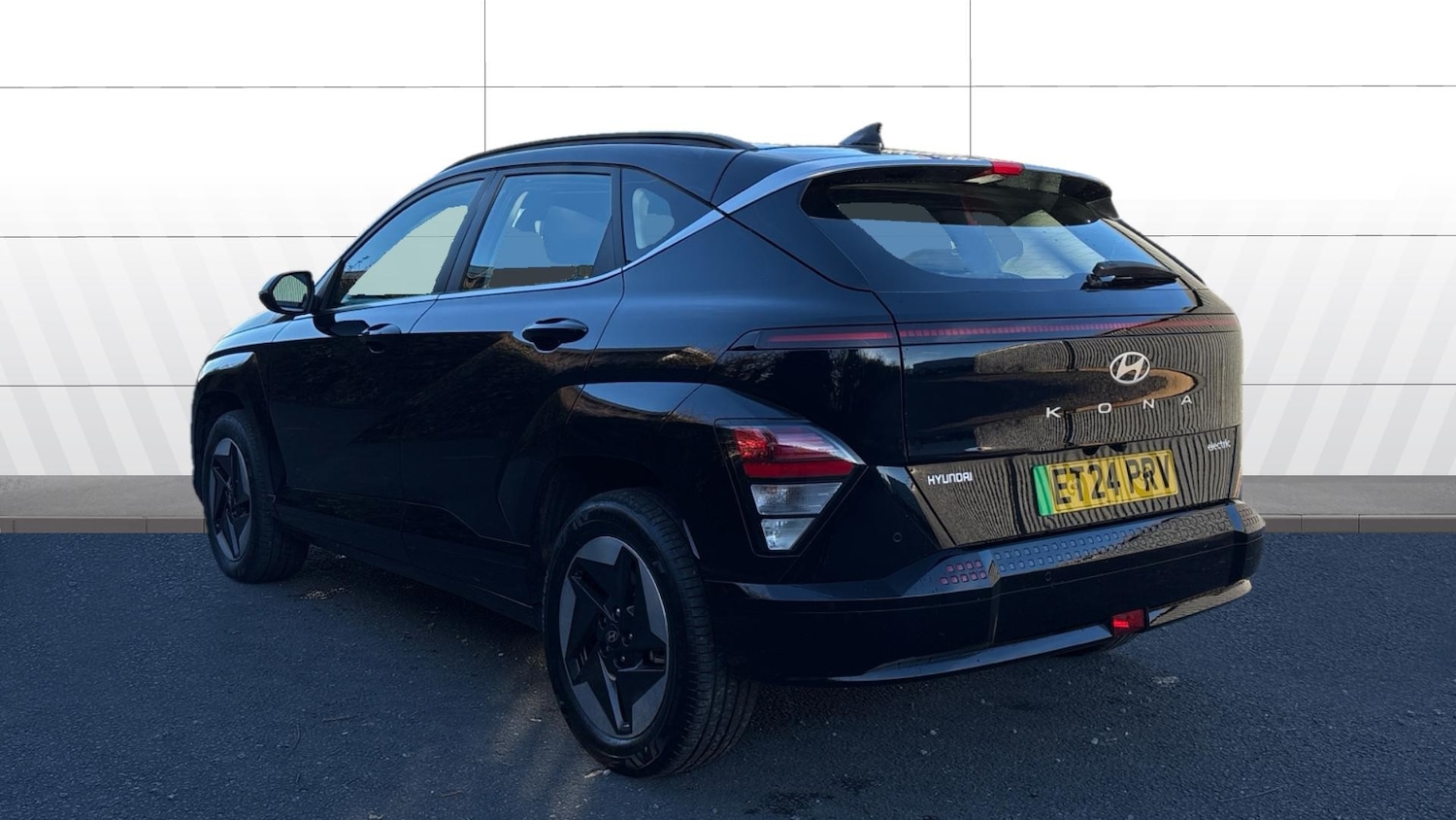 Used Hyundai KONA 2024 for sale - 76640047: Photo 2