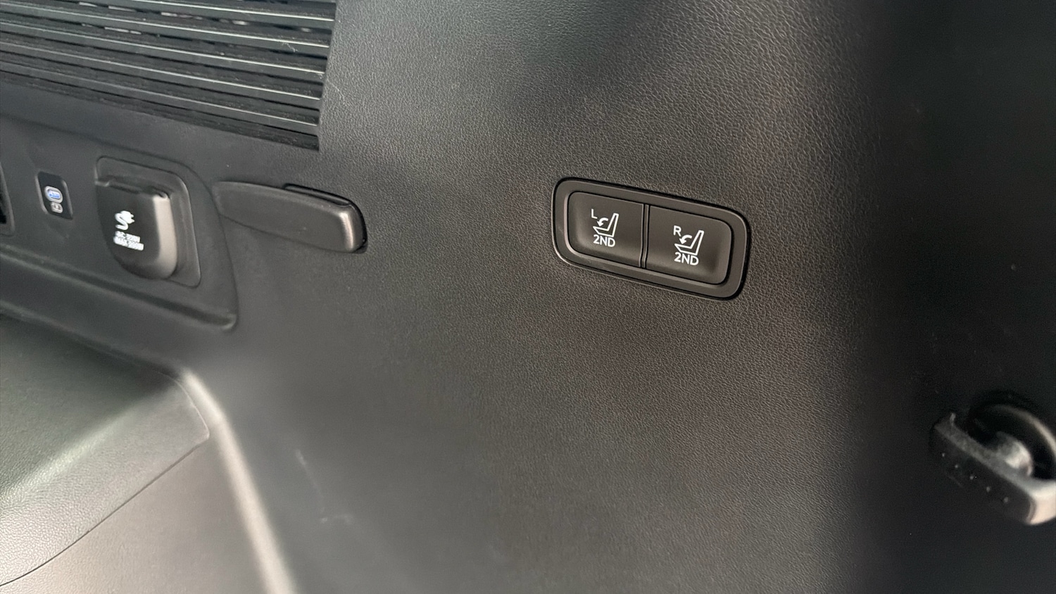 Used Hyundai Santa Fe 2025 for sale - 75738761: Photo 31