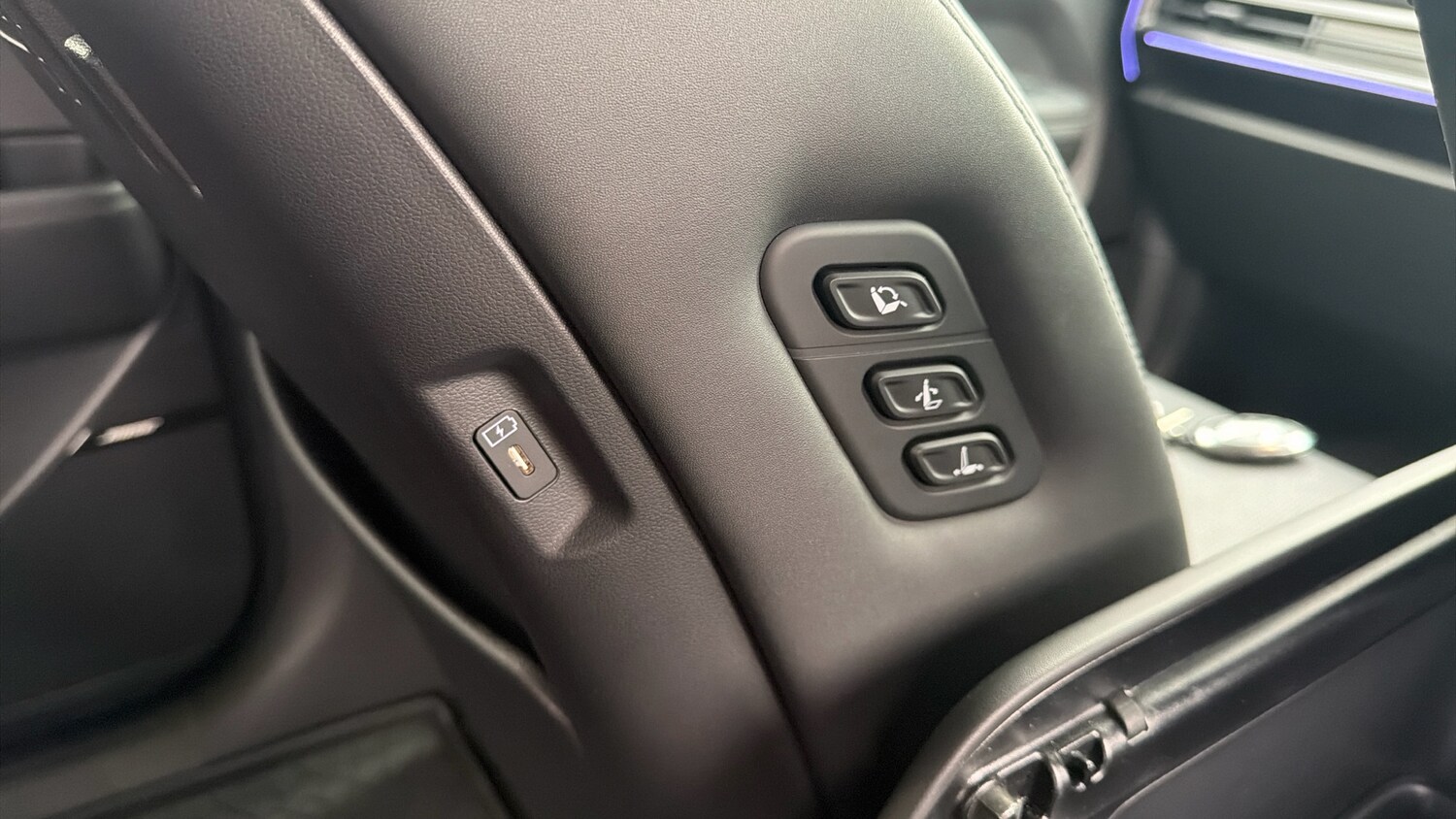 Used Hyundai Santa Fe 2025 for sale - 75738761: Photo 44