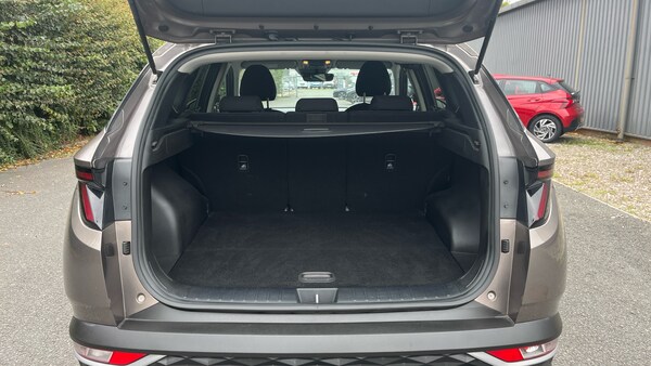 Used Hyundai TUCSON 2022 for sale - 76159942: Photo 4