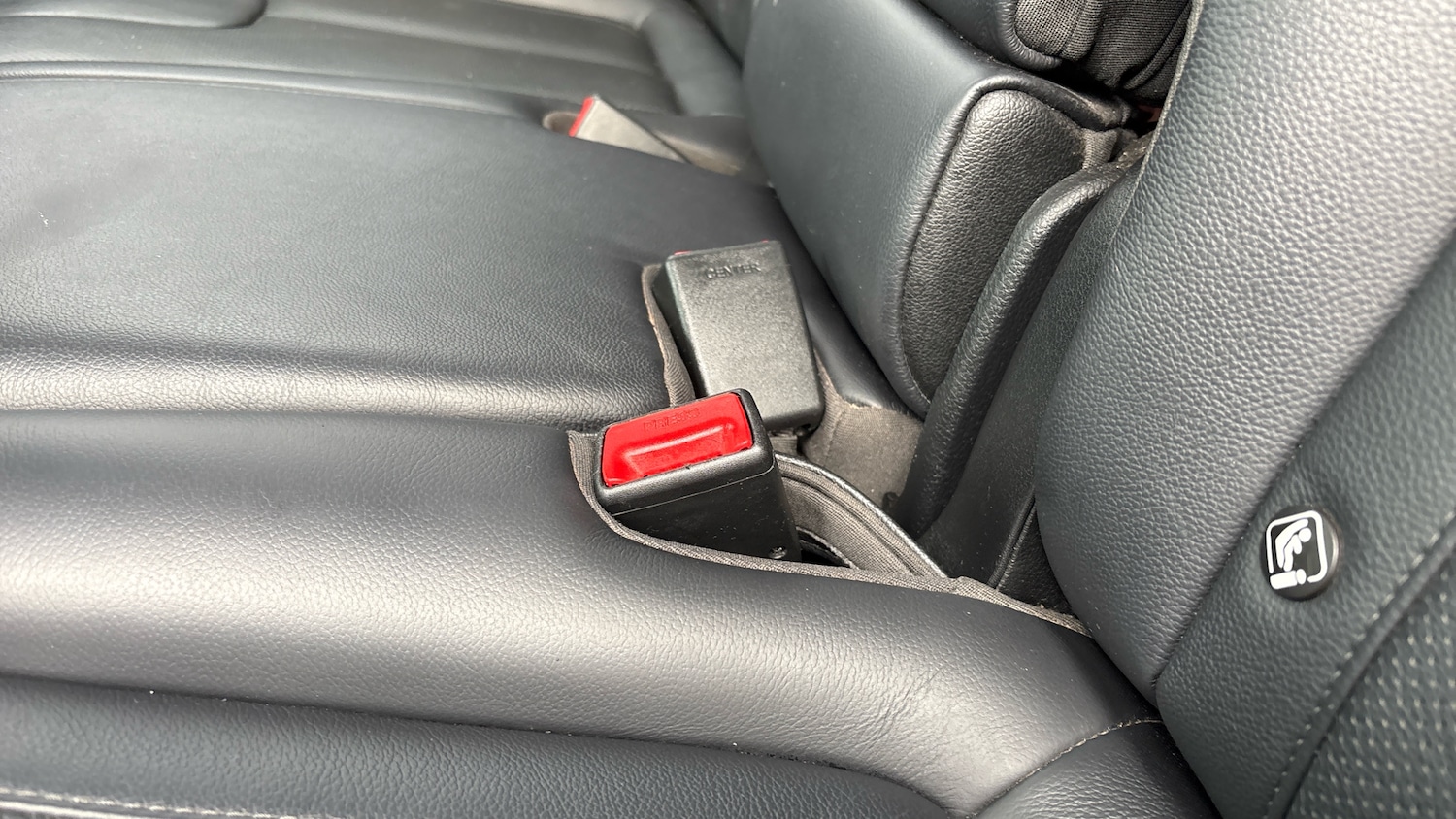 Used Hyundai Santa Fe 2020 for sale - 77501671: Photo 17