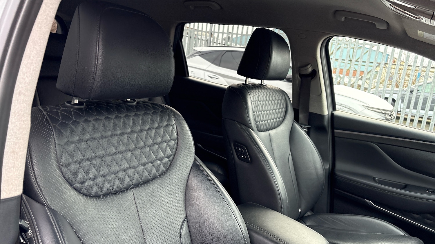 Used Hyundai Santa Fe 2020 for sale - 77501671: Photo 47