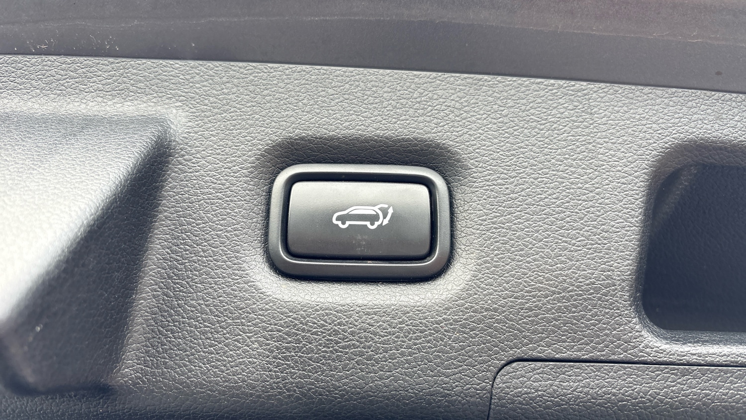 Used Hyundai Santa Fe 2020 for sale - 77501671: Photo 51