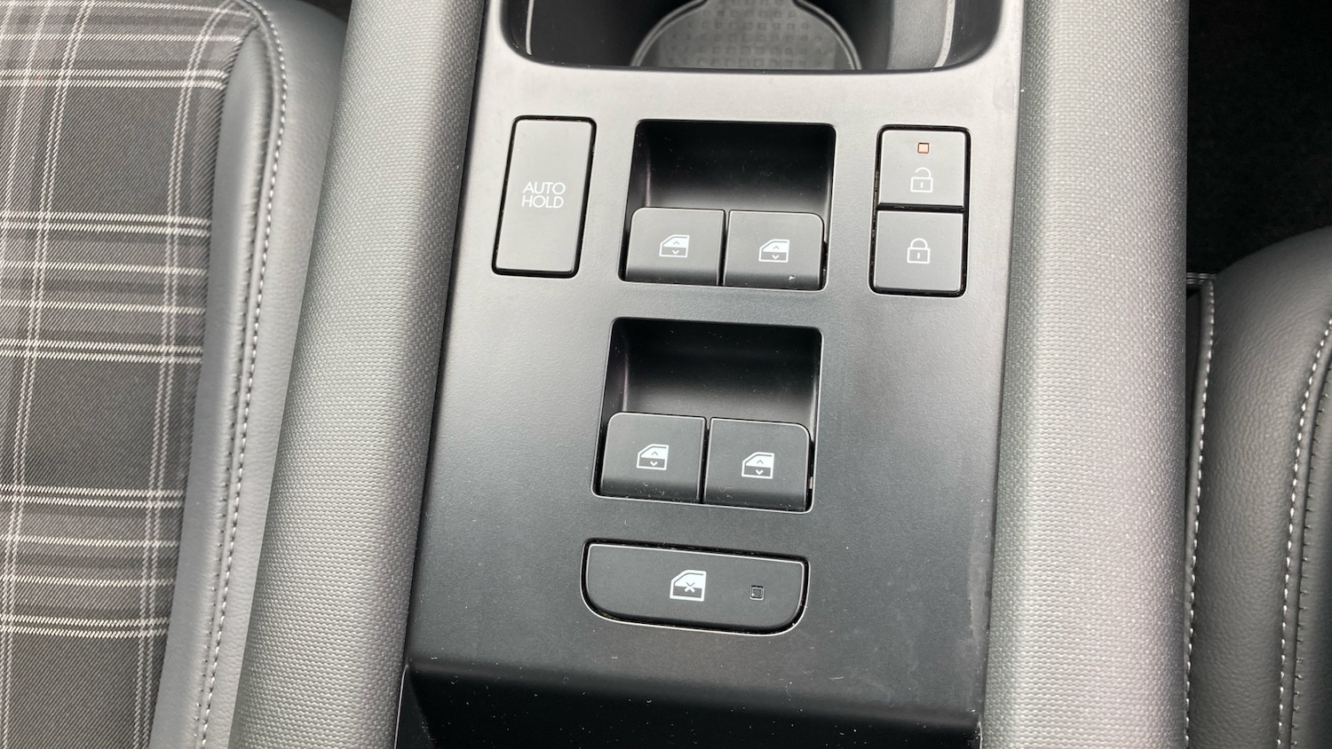 Used Hyundai IONIQ 6 2024 for sale - 76253053: Photo 22