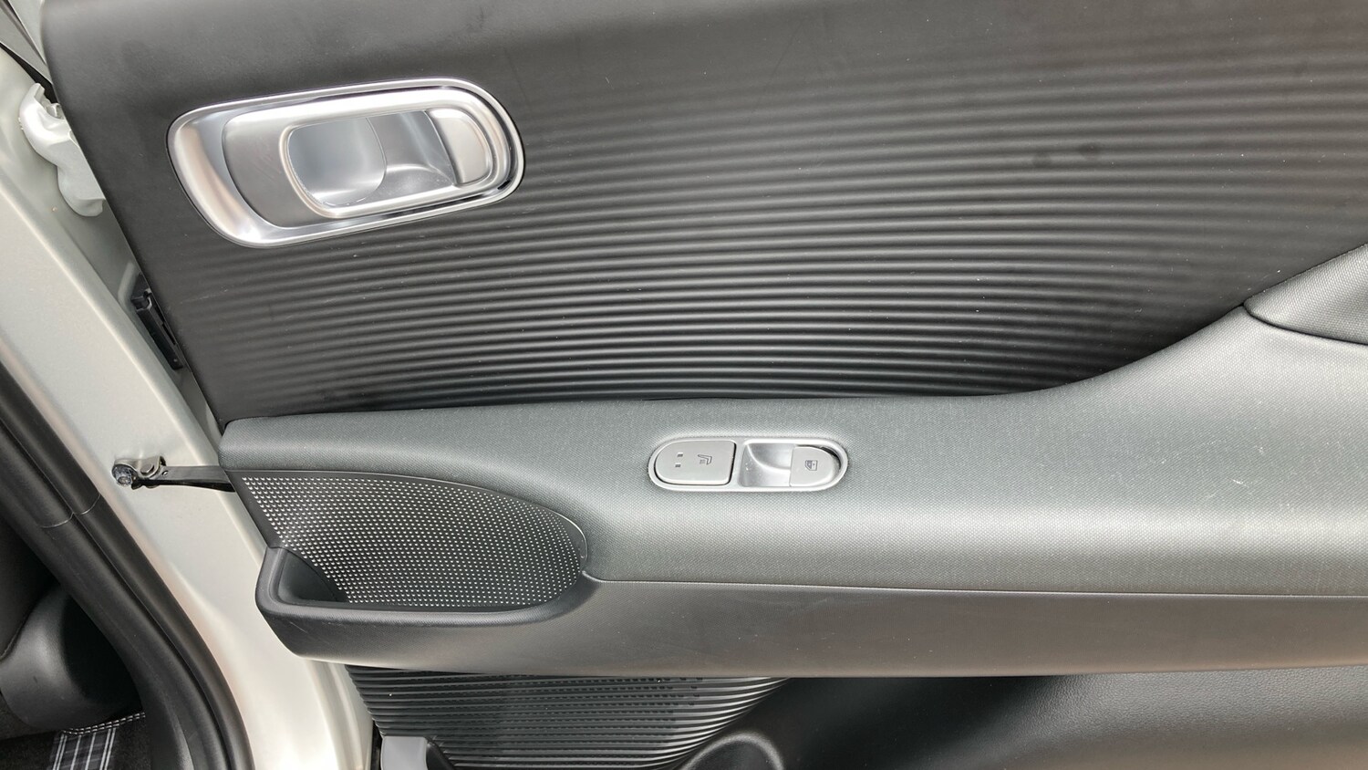 Used Hyundai IONIQ 6 2024 for sale - 76253053: Photo 32