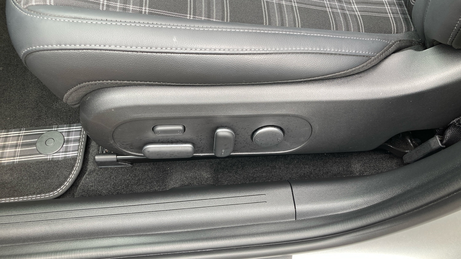 Used Hyundai IONIQ 6 2024 for sale - 76253053: Photo 39