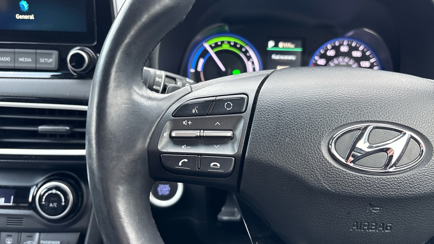 Used Hyundai KONA 2020 for sale - 76807432: Photo 40