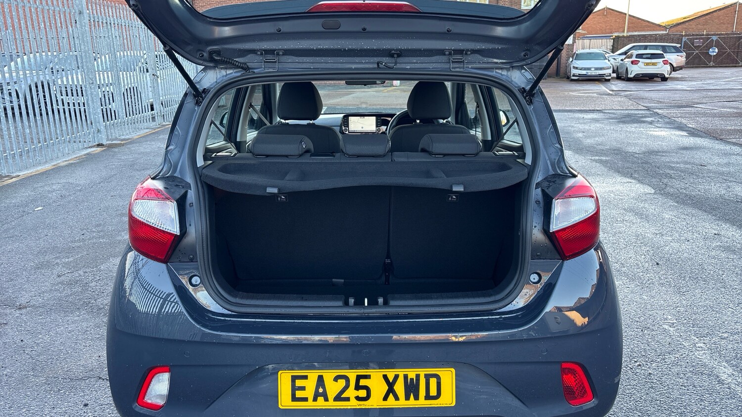 Used Hyundai i10 2025 for sale - 77005815: Photo 4