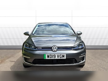 Used Volkswagen Golf 2019 for sale - 78802080: Photo