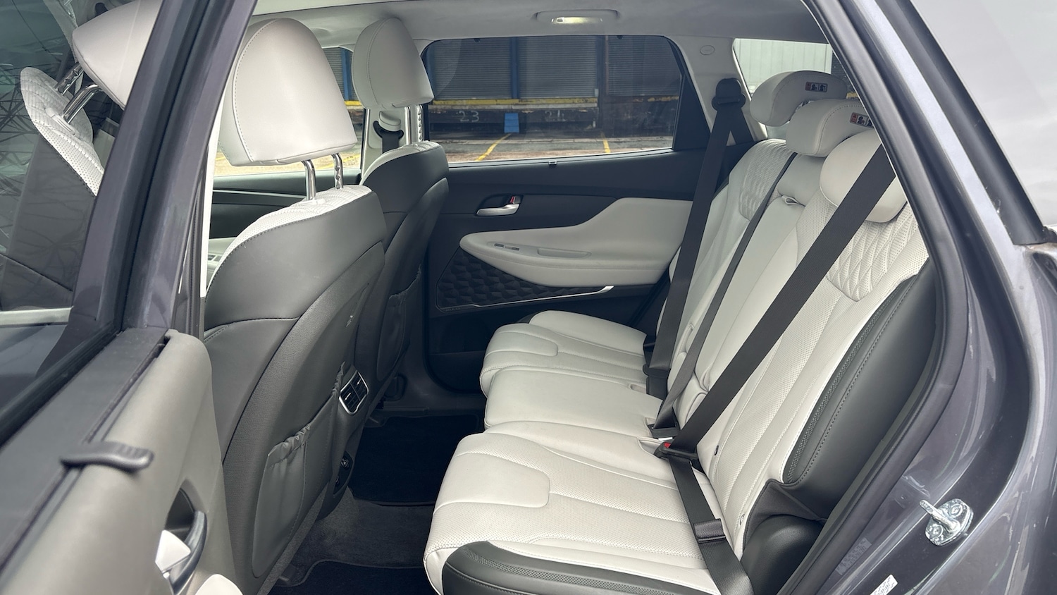 Used Hyundai Santa Fe 2023 for sale - 77618827: Photo 16