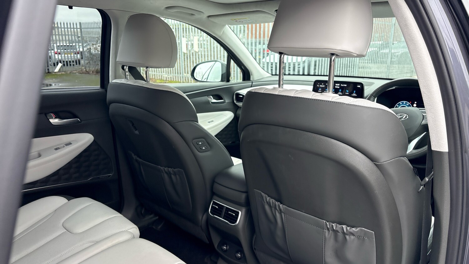 Used Hyundai Santa Fe 2023 for sale - 77618827: Photo 51