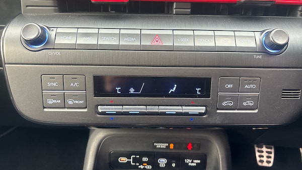 Used Hyundai KONA 2023 for sale - 76194741: Photo 22