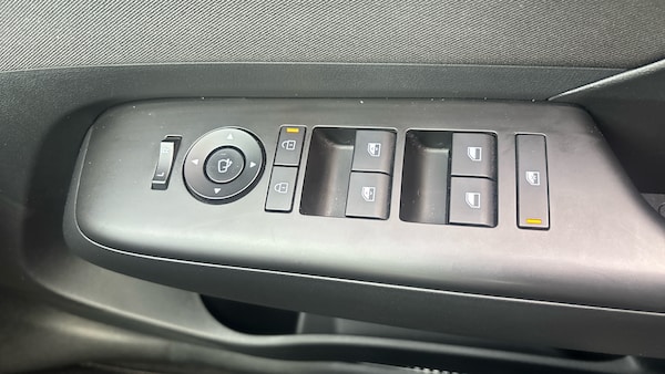 Used Hyundai KONA 2023 for sale - 76194741: Photo 29
