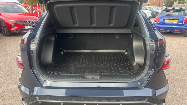 Used Hyundai KONA 2023 for sale - 76194741: Photo 4