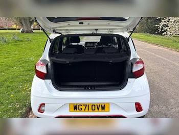 Used Hyundai i10 2022 for sale - 78180186: Photo