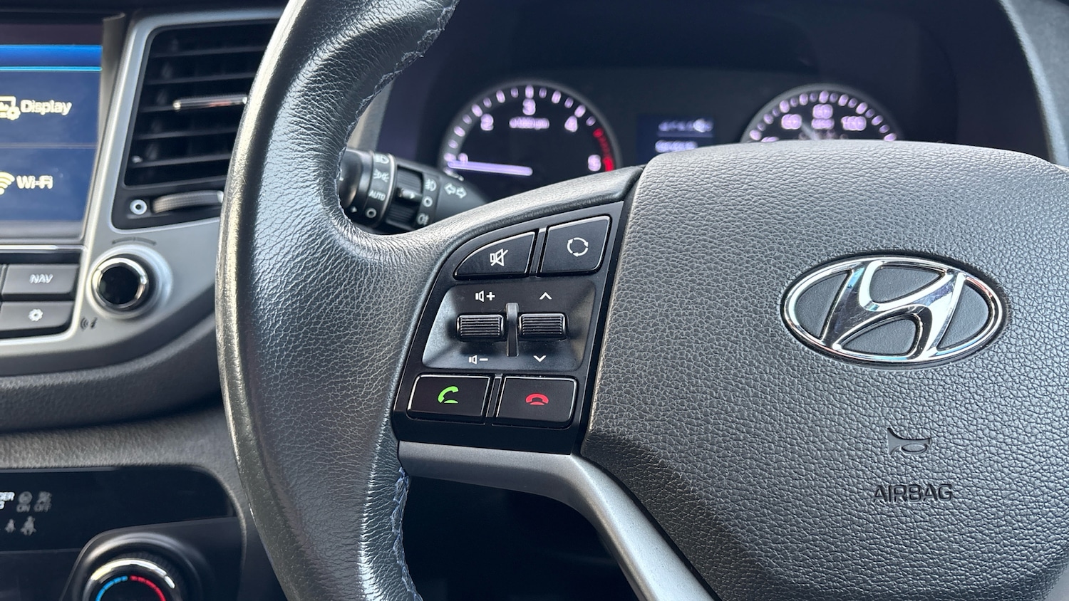 Used Hyundai TUCSON 2017 for sale - 77124969: Photo 38