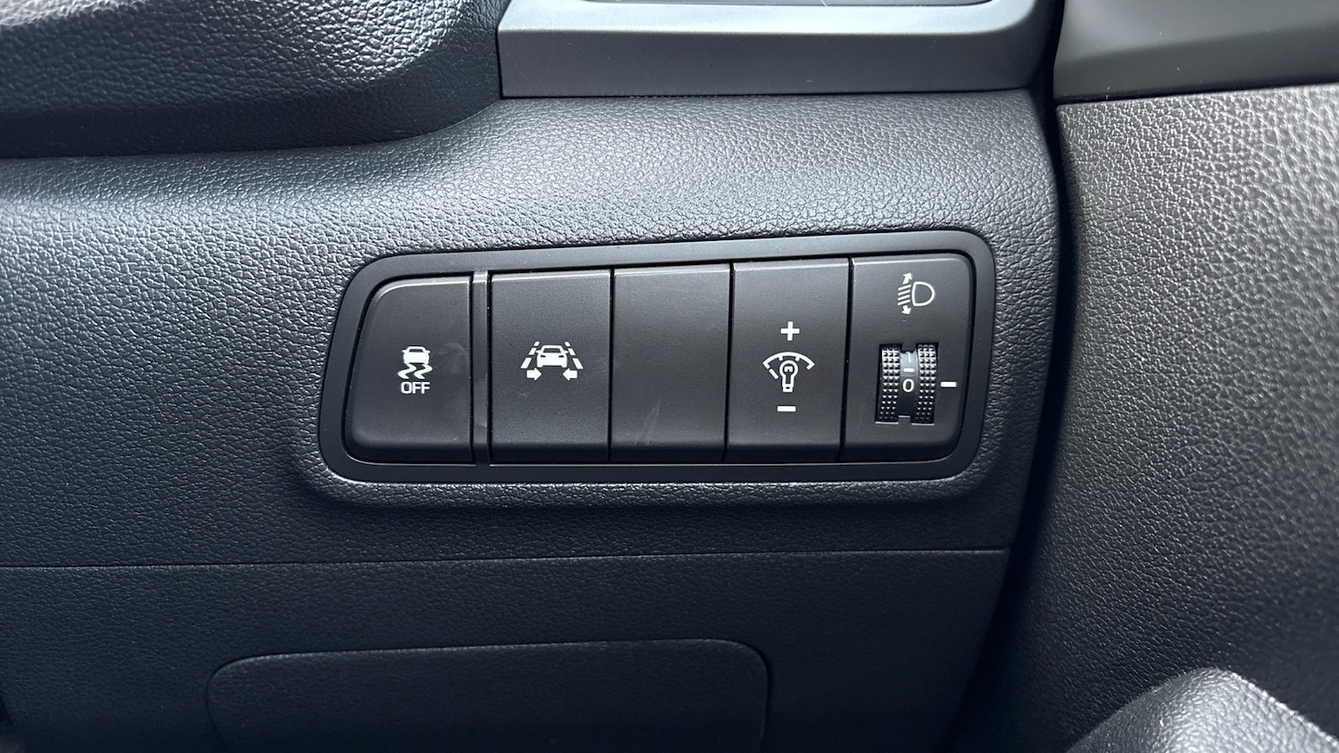 Used Hyundai TUCSON 2017 for sale - 77124969: Photo 42