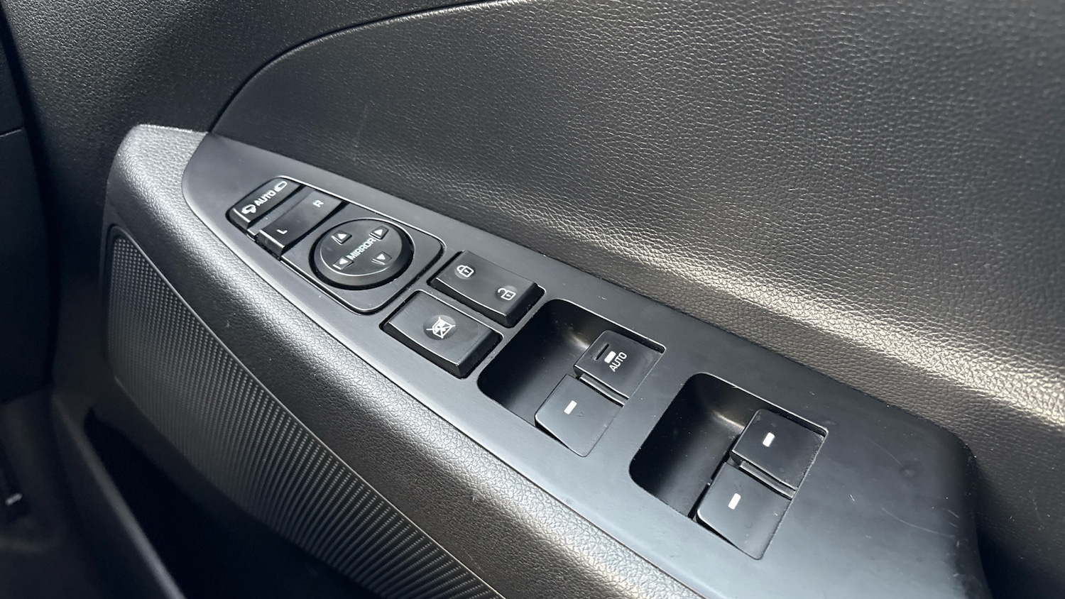 Used Hyundai TUCSON 2017 for sale - 77124969: Photo 43