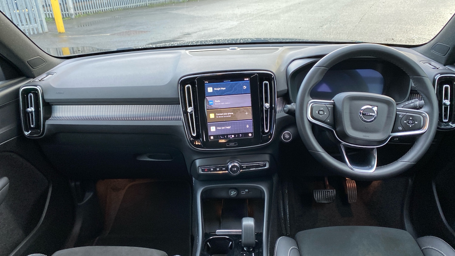 Used Volvo XC40 2024 for sale - 77902904: Photo 5