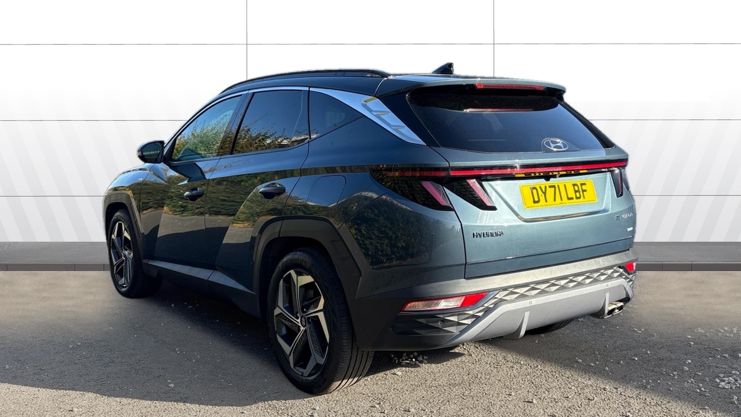 Used Hyundai TUCSON 2021 for sale - 76352407: Photo 2