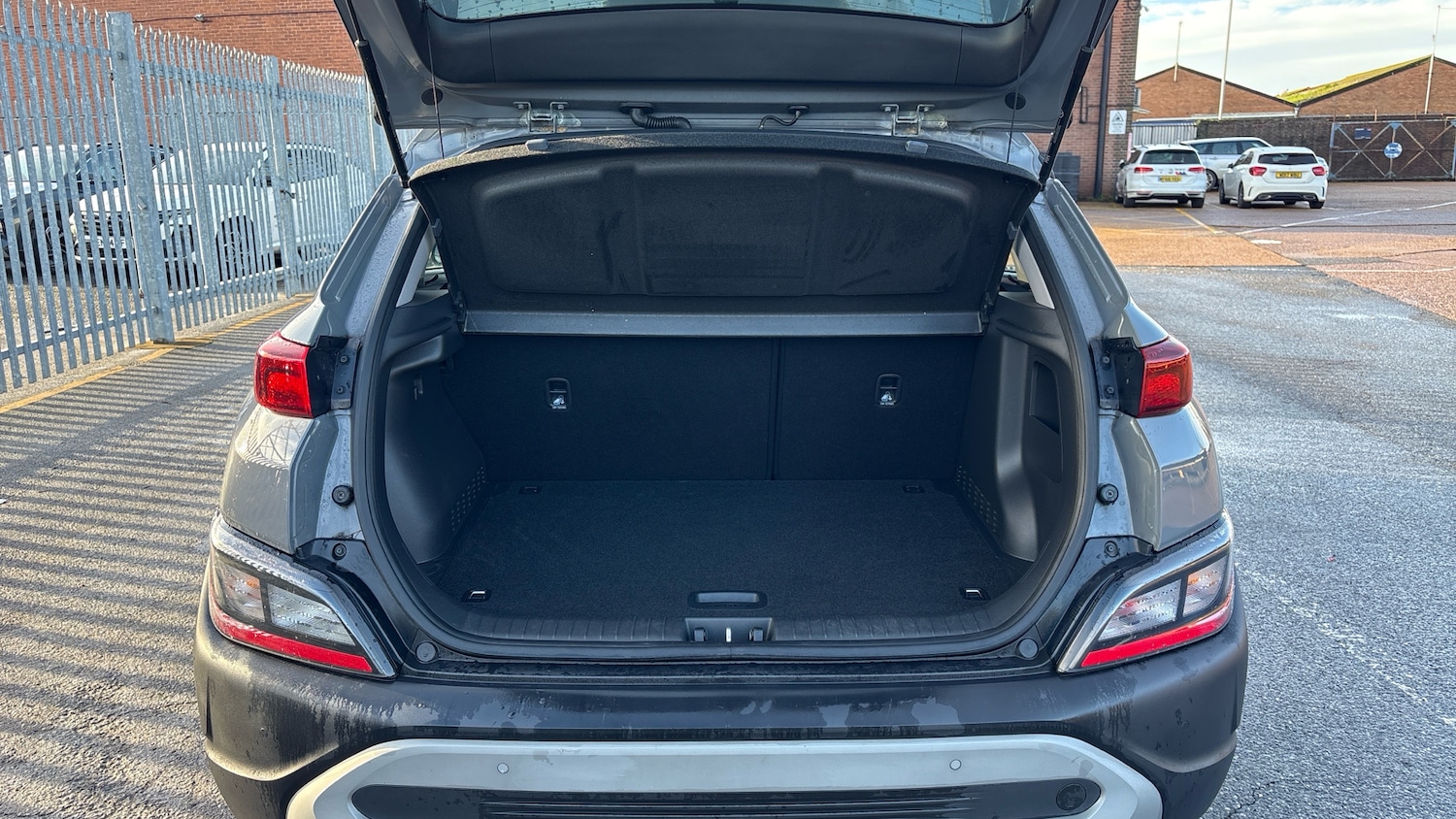 Used Hyundai KONA 2022 for sale - 76957356: Photo 4