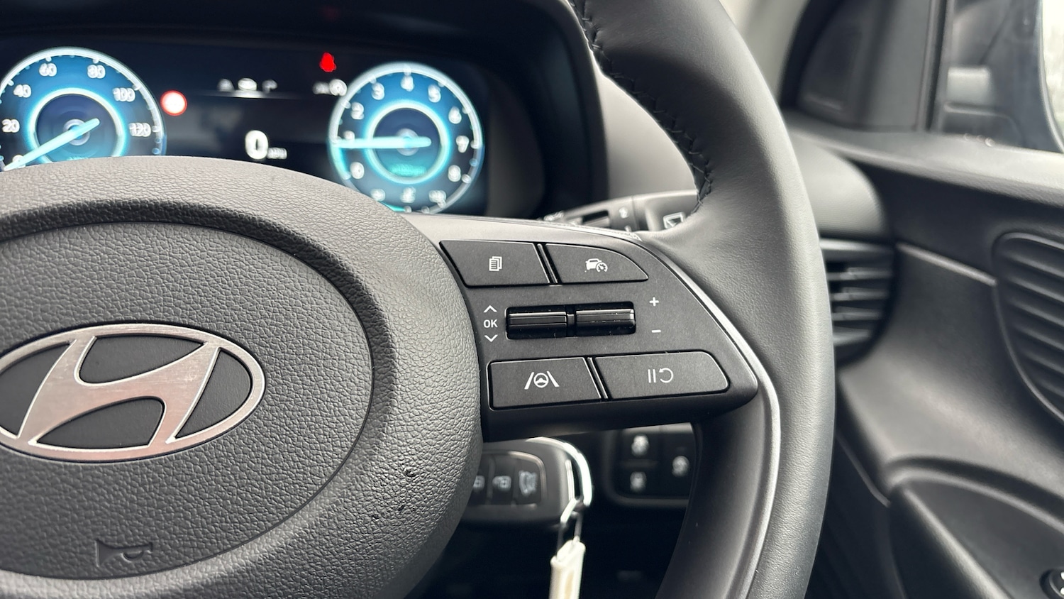 Used Hyundai i20 2025 for sale - 77567324: Photo 40