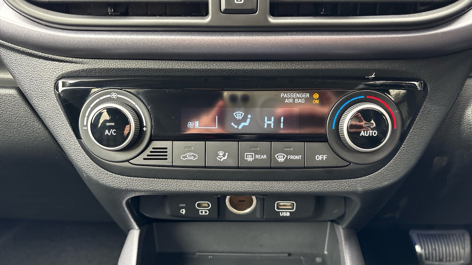 Used Hyundai i10 2024 for sale - 77124993: Photo 38