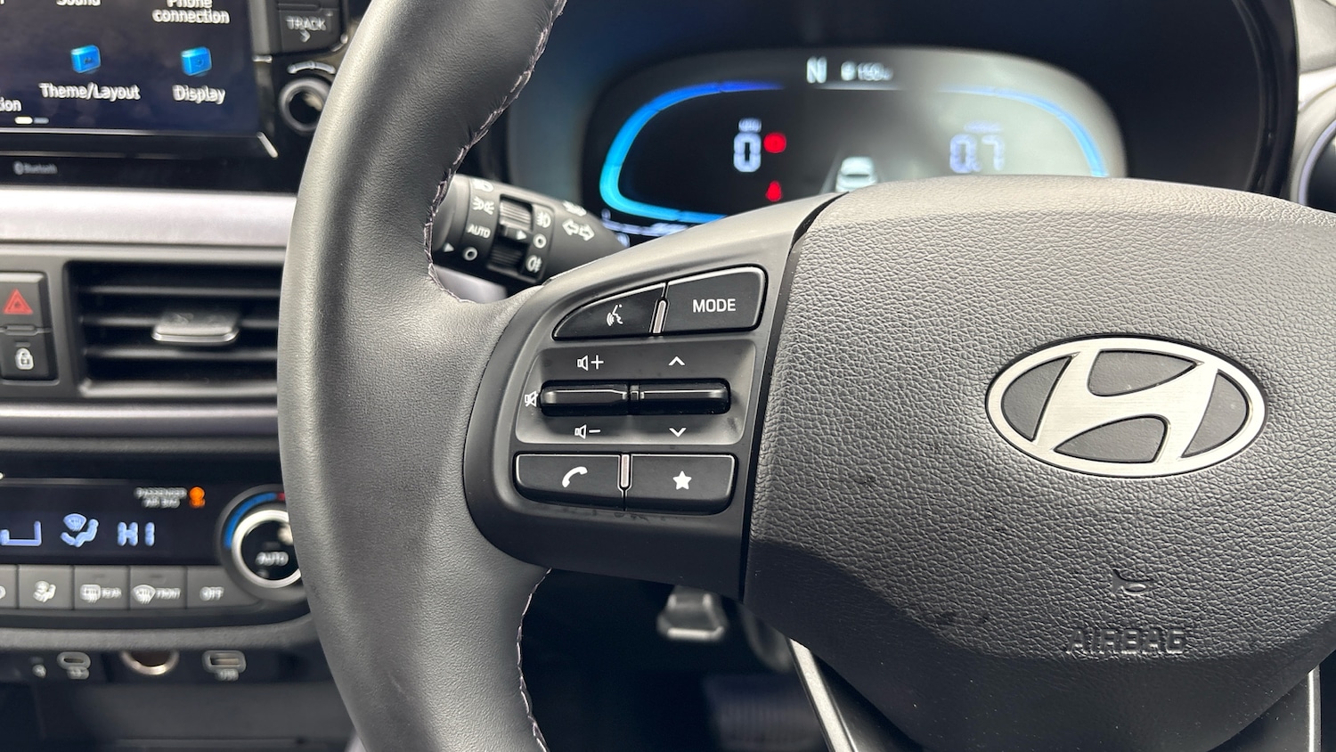 Used Hyundai i10 2024 for sale - 77124993: Photo 40