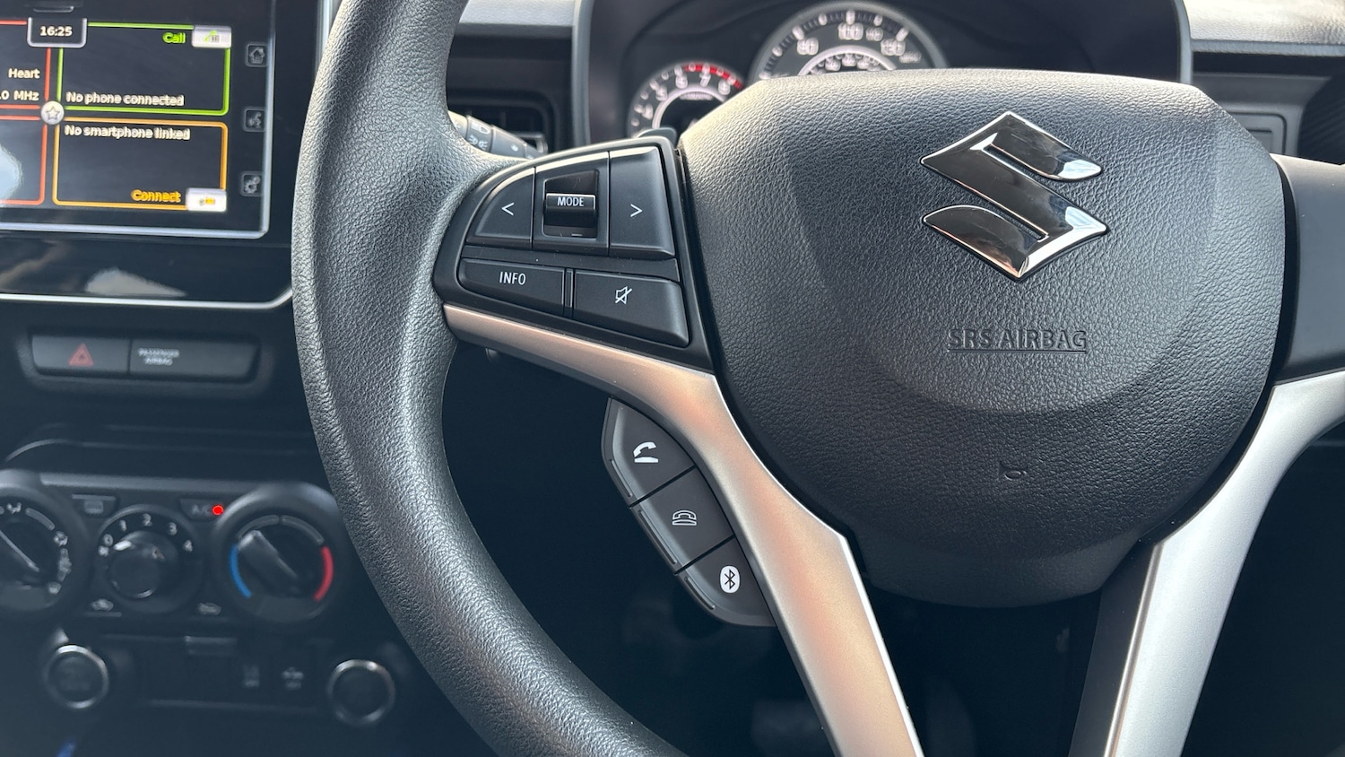 Used Suzuki Ignis 2024 for sale - 76958404: Photo 37