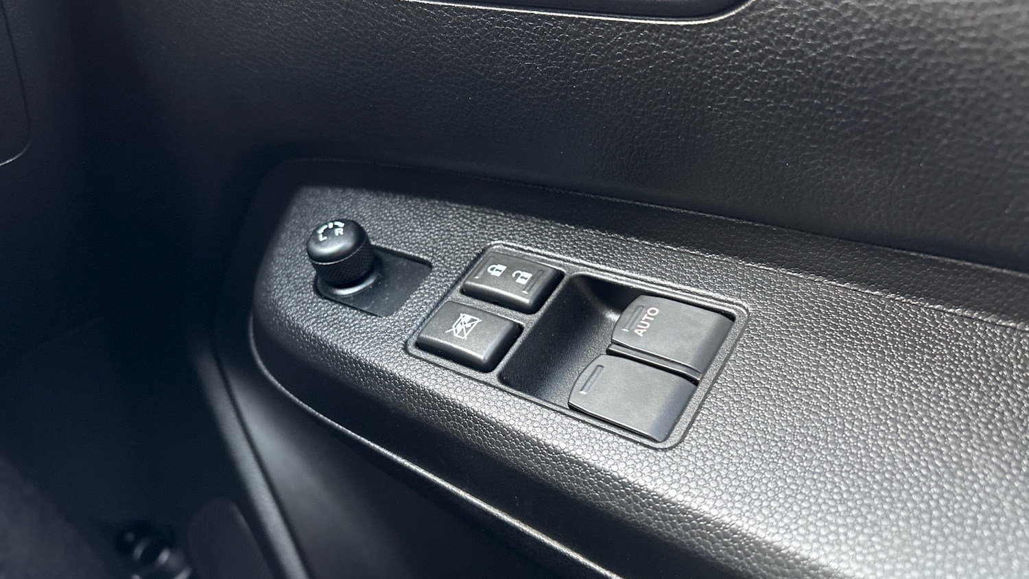 Used Suzuki Ignis 2024 for sale - 76958404: Photo 40