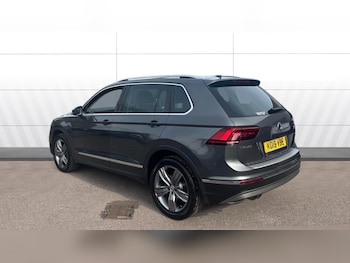 Used Volkswagen Tiguan 2019 for sale - 76045382: Photo 2