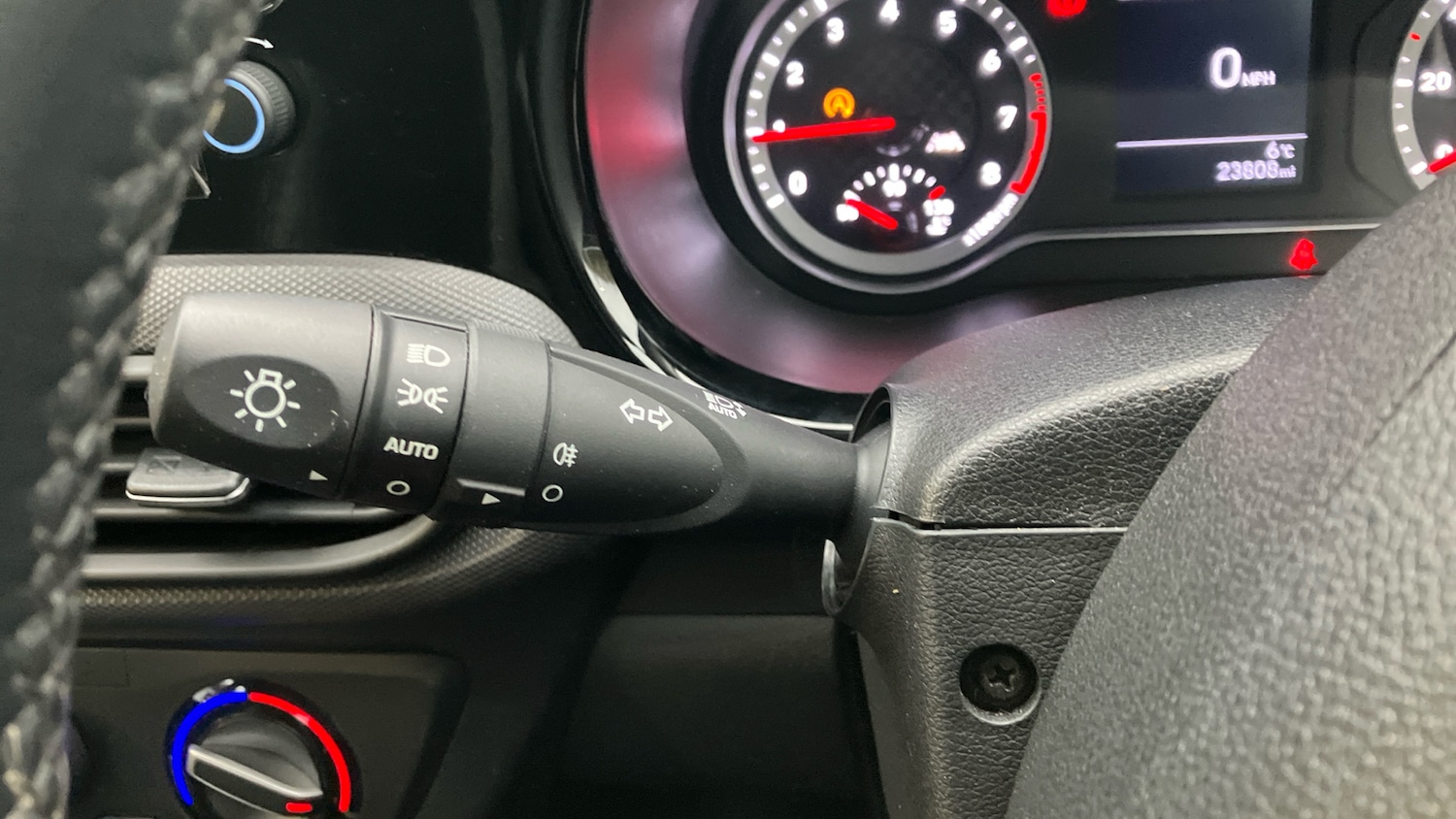 Used Hyundai i10 2021 for sale - 77664844: Photo 39