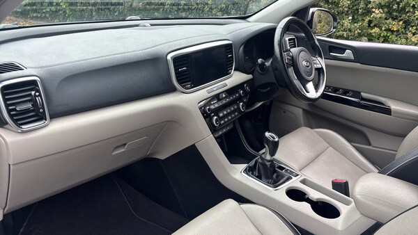 Used Kia Sportage 2020 for sale - 76233041: Photo 9
