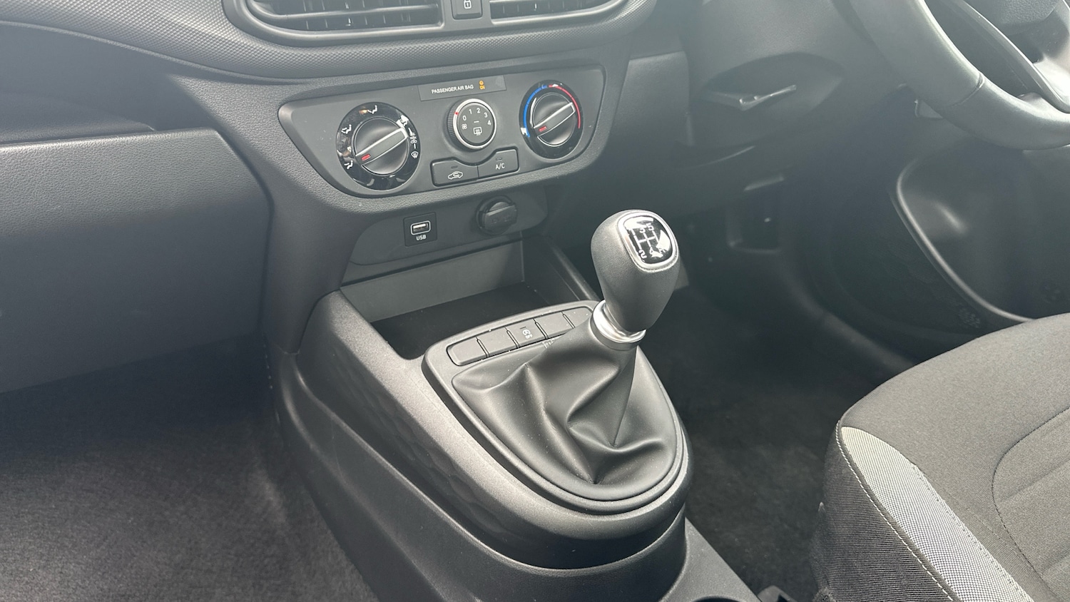 Used Hyundai i10 2022 for sale - 76159943: Photo 13