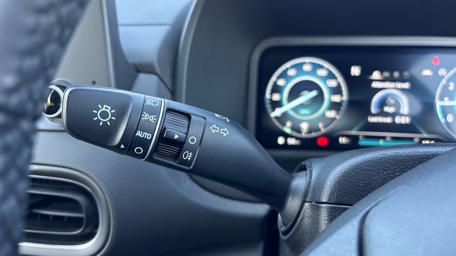 Used Hyundai KONA 2023 for sale - 77946932: Photo 40