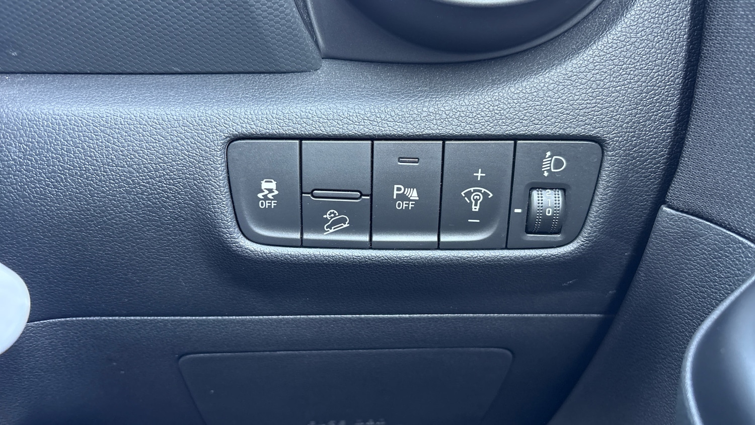 Used Hyundai KONA 2023 for sale - 77946932: Photo 41