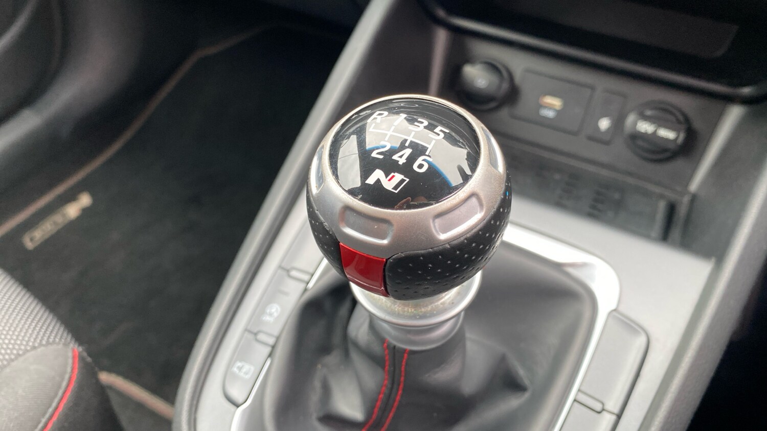 Used Hyundai KONA 2022 for sale - 77996936: Photo 34