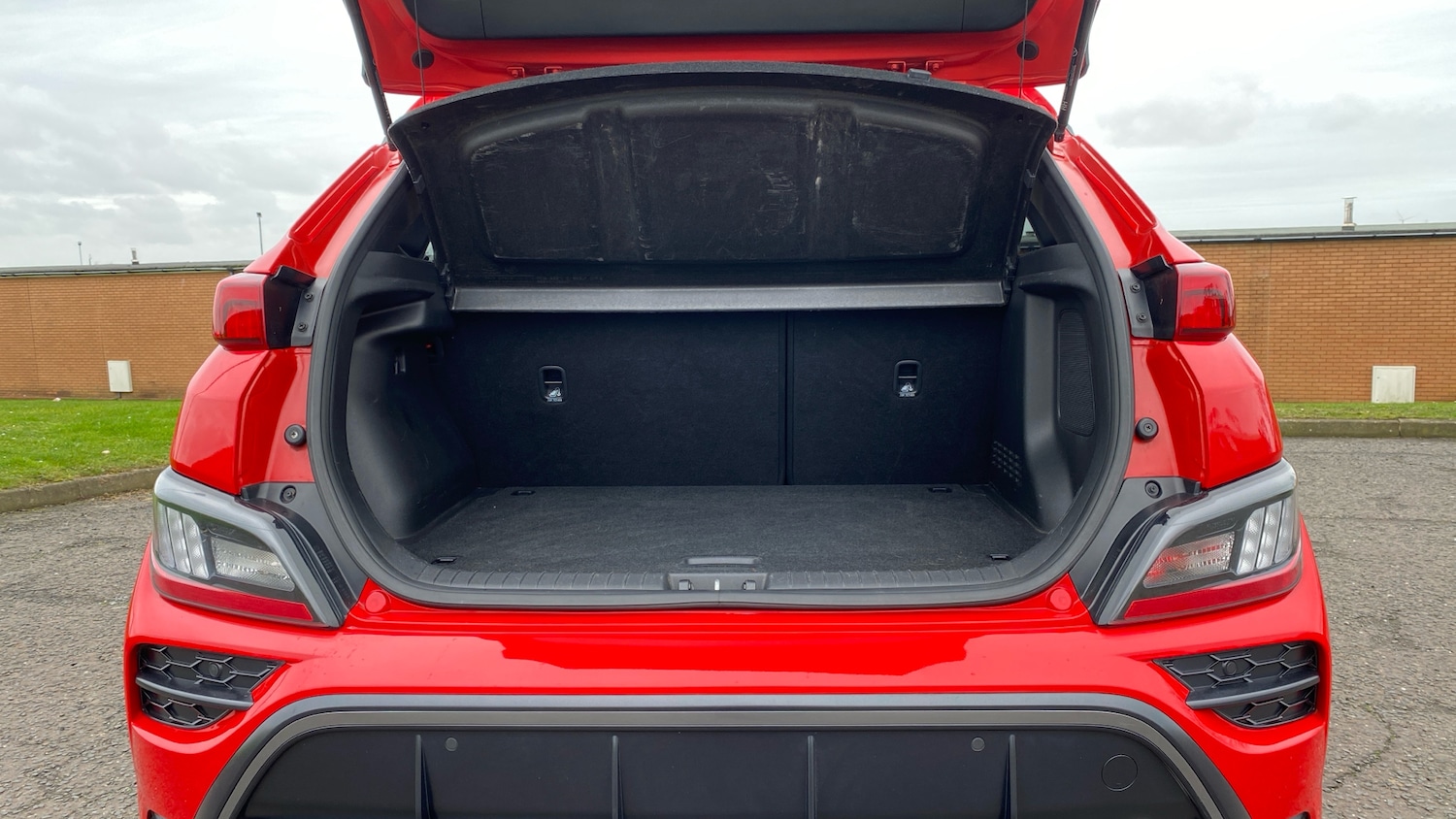 Used Hyundai KONA 2022 for sale - 77996936: Photo 4