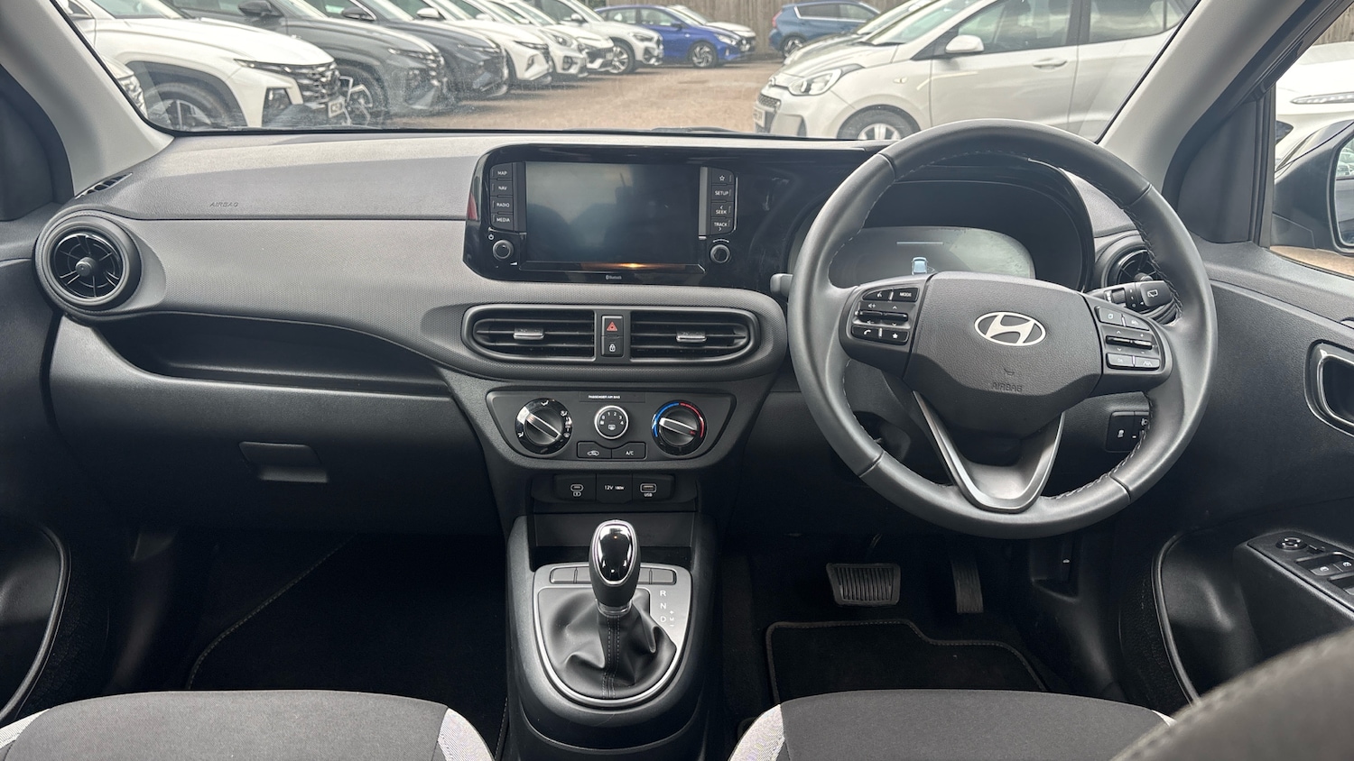 Used Hyundai i10 2024 for sale - 76100848: Photo 10