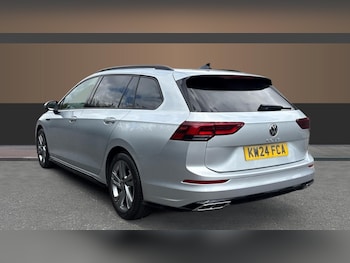 Used Volkswagen Golf 2024 for sale - 75241645: Photo