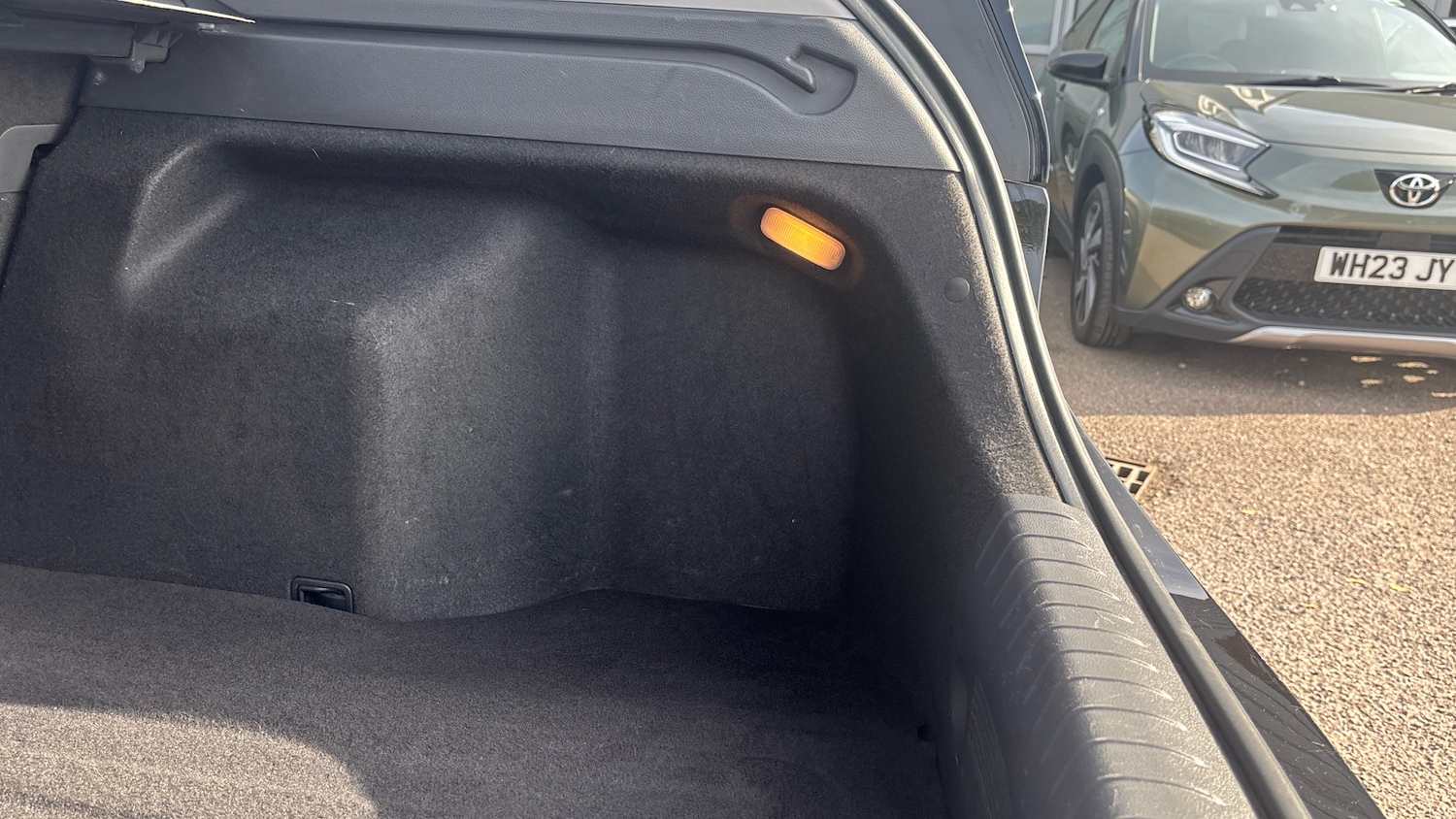 Used Hyundai IONIQ 2021 for sale - 76102776: Photo 28