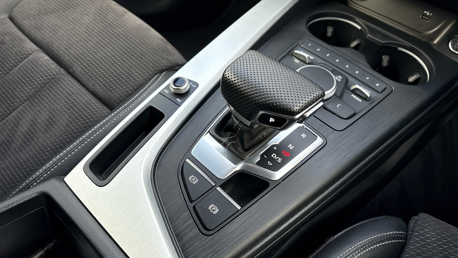 Used Audi A4 2019 for sale - 76892849: Photo 42