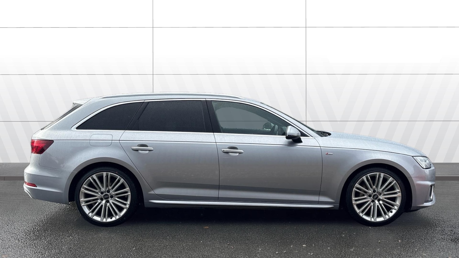 Used Audi A4 2019 for sale - 76892849: Photo 5