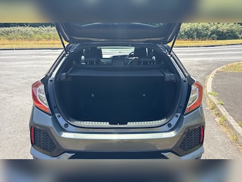 Used Honda Civic 2019 for sale - 78976251: Photo