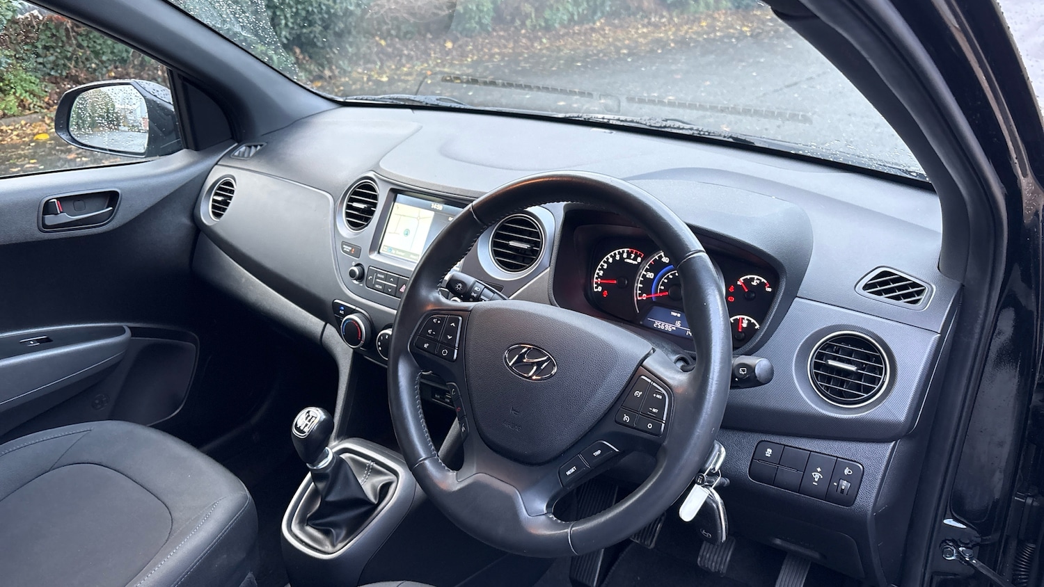 Used Hyundai i10 2018 for sale - 76859027: Photo 11