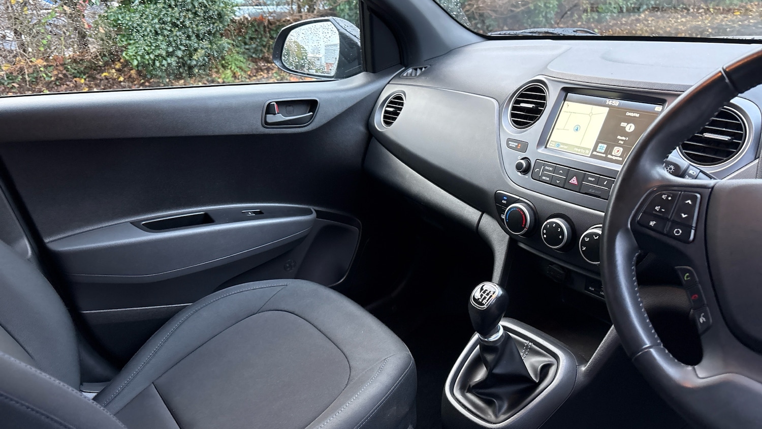 Used Hyundai i10 2018 for sale - 76859027: Photo 14