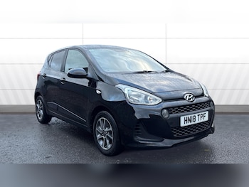 Used Hyundai i10 2018 for sale - 76859027: Photo
