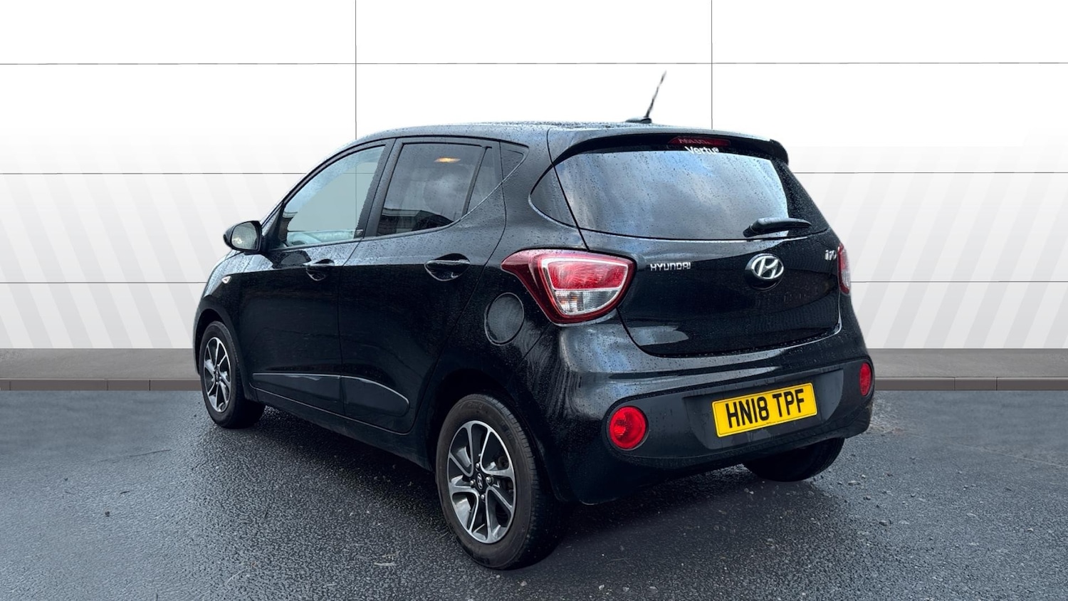 Used Hyundai i10 2018 for sale - 76859027: Photo 2