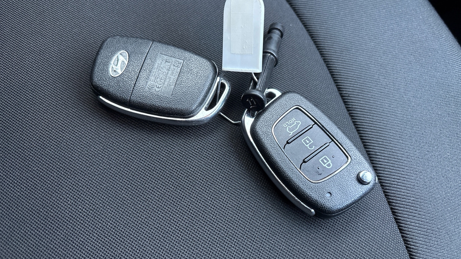 Used Hyundai i10 2018 for sale - 76859027: Photo 20